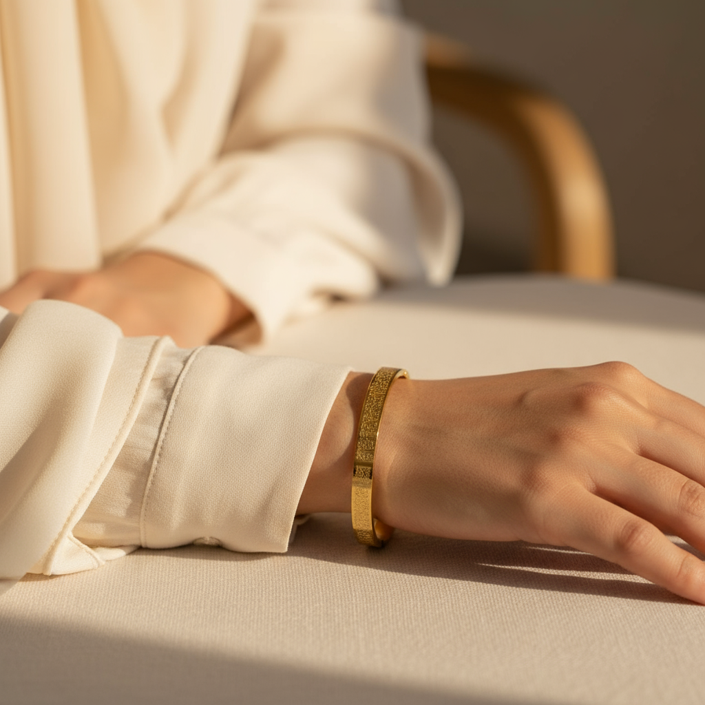 Muslim woman with hijab wearing Ayat al-Kursi Gold Bracelet