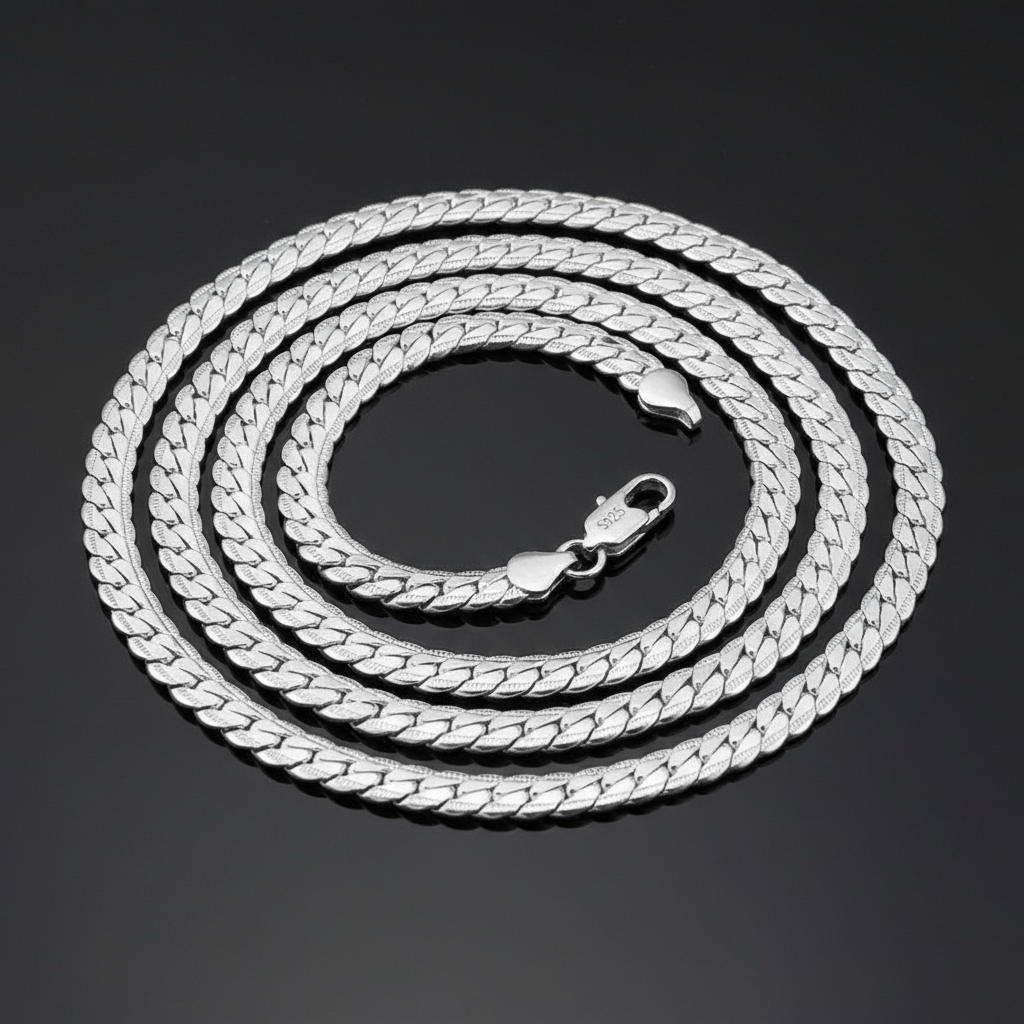 Valente Silver Chain - dark background