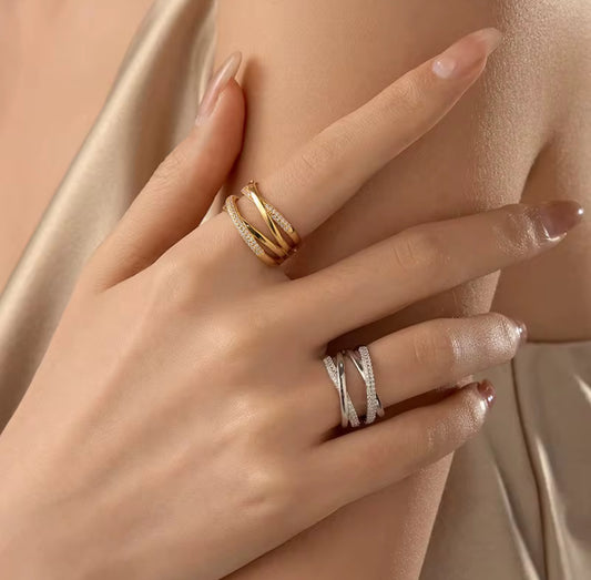 Destin Croisé Silver Ring